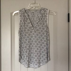 Floral sleeveless blouse